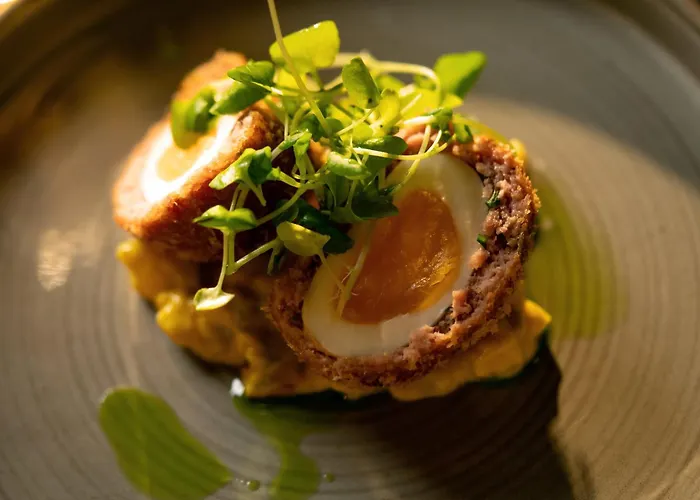 The White Horse Hotel, Romsey, Hampshire - The Coaching Inn Group
